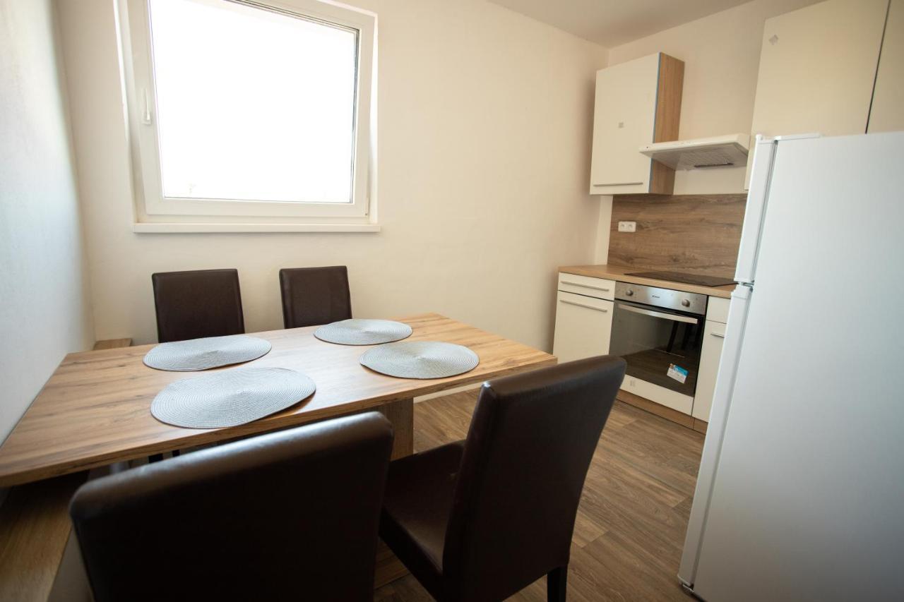 Tina Apartments Černá v Pošumaví エクステリア 写真