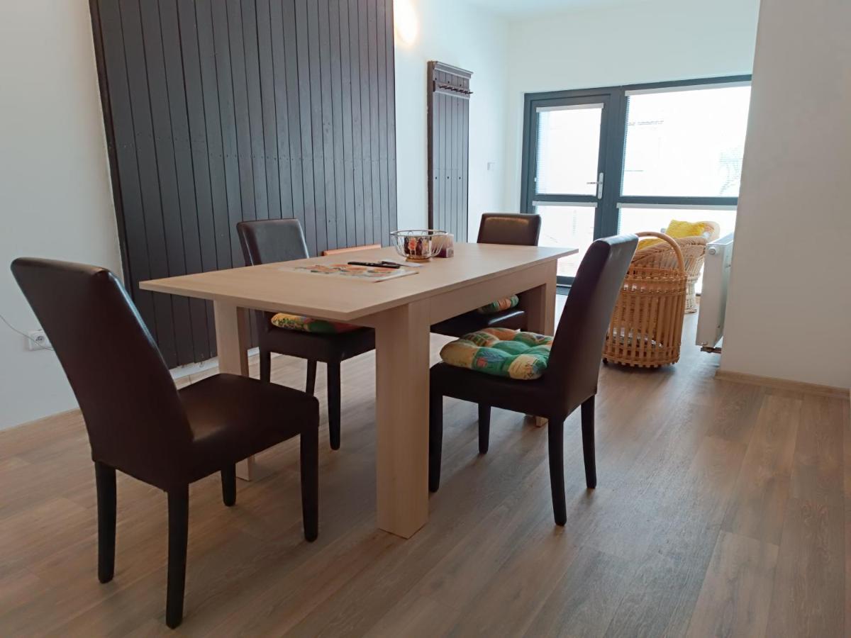 Tina Apartments Černá v Pošumaví エクステリア 写真