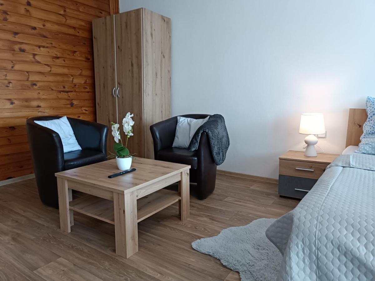 Tina Apartments Černá v Pošumaví エクステリア 写真